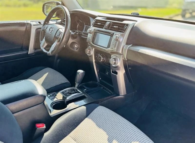 2015 Toyota 4Runner 5th Gen - Image 15 of 19