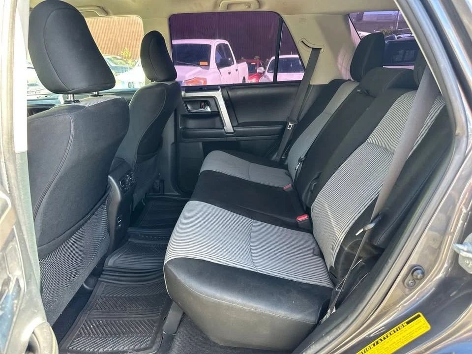 2015 Toyota 4Runner 5th Gen - Image 9 of 10