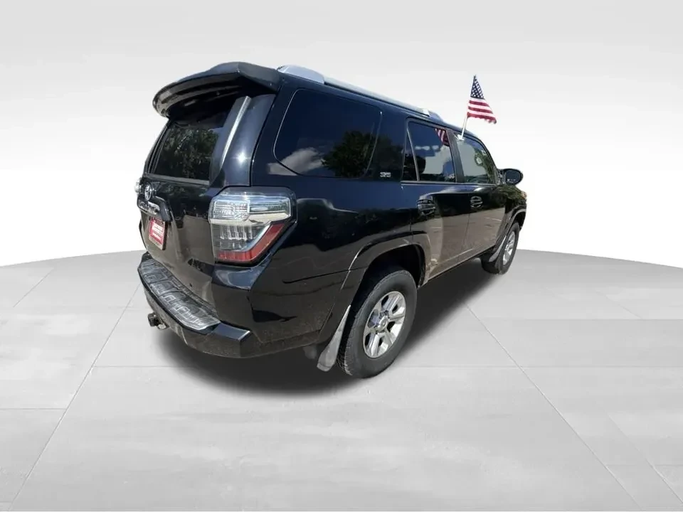 2015 Toyota 4Runner 5th Gen - Image 5 of 12