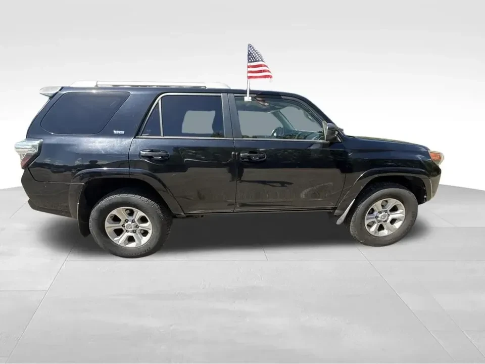 2015 Toyota 4Runner 5th Gen - Image 6 of 12
