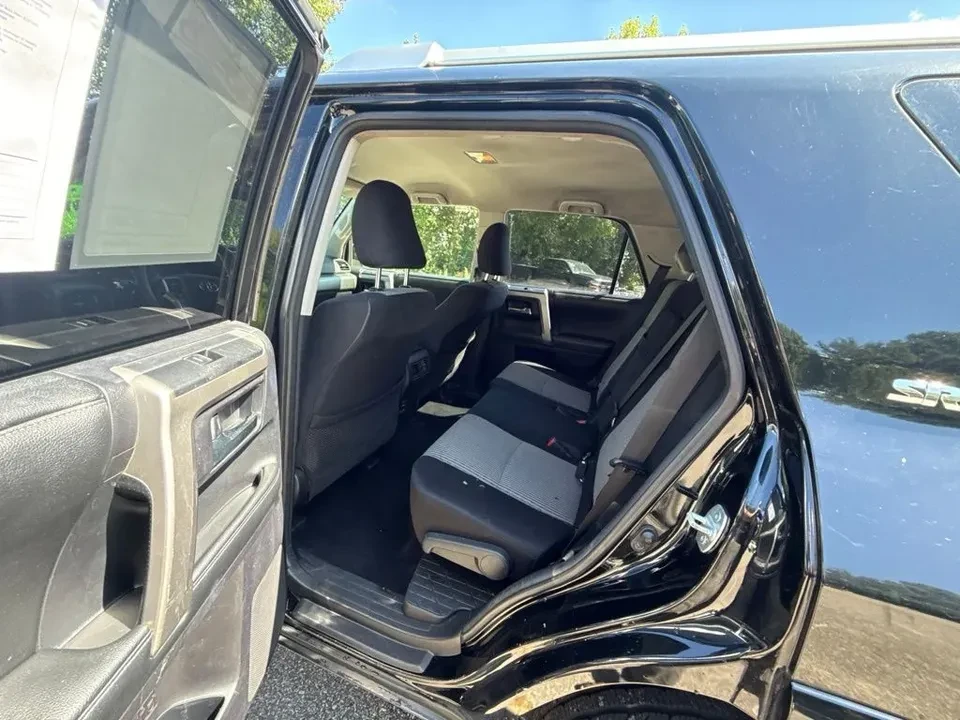 2015 Toyota 4Runner 5th Gen - Image 10 of 12