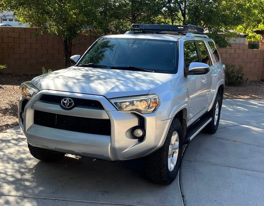 2015 Toyota 4Runner 5th Gen - Image 5 of 9