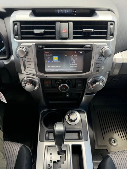 2015 Toyota 4Runner 5th Gen - Image 10 of 16