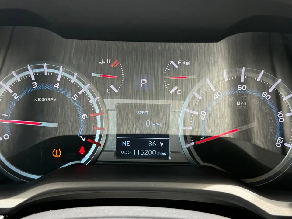2015 Toyota 4Runner 5th Gen - Image 9 of 16