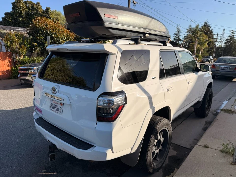 2015 Toyota 4Runner 5th Gen - Image 7 of 10