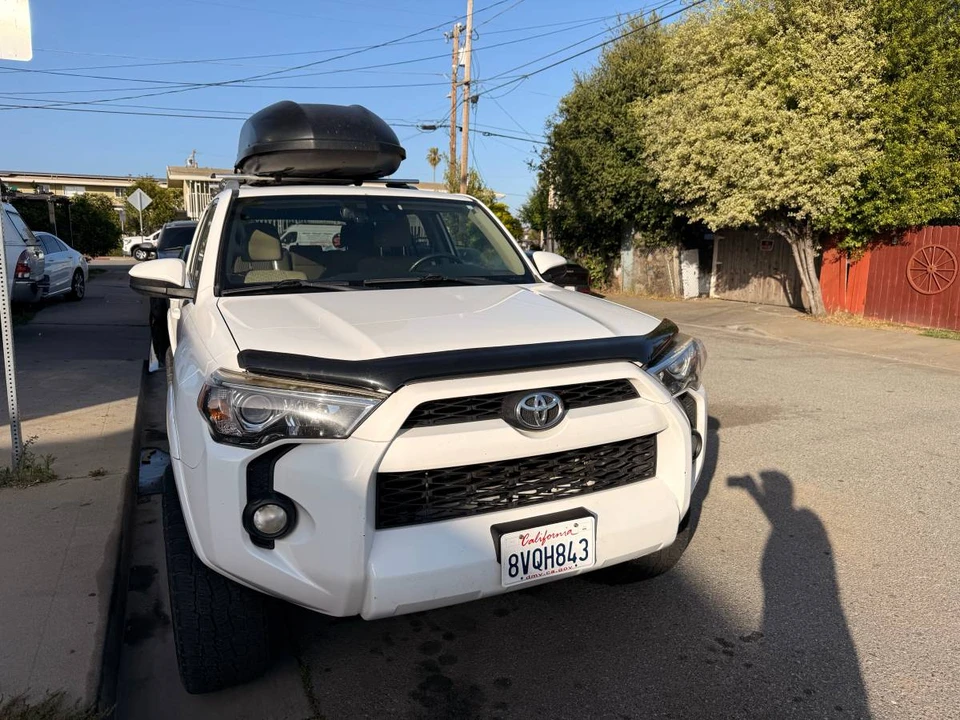 2015 Toyota 4Runner 5th Gen - Image 5 of 10