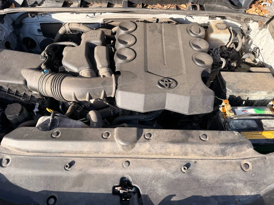 2015 Toyota 4Runner 5th Gen - Image 9 of 10