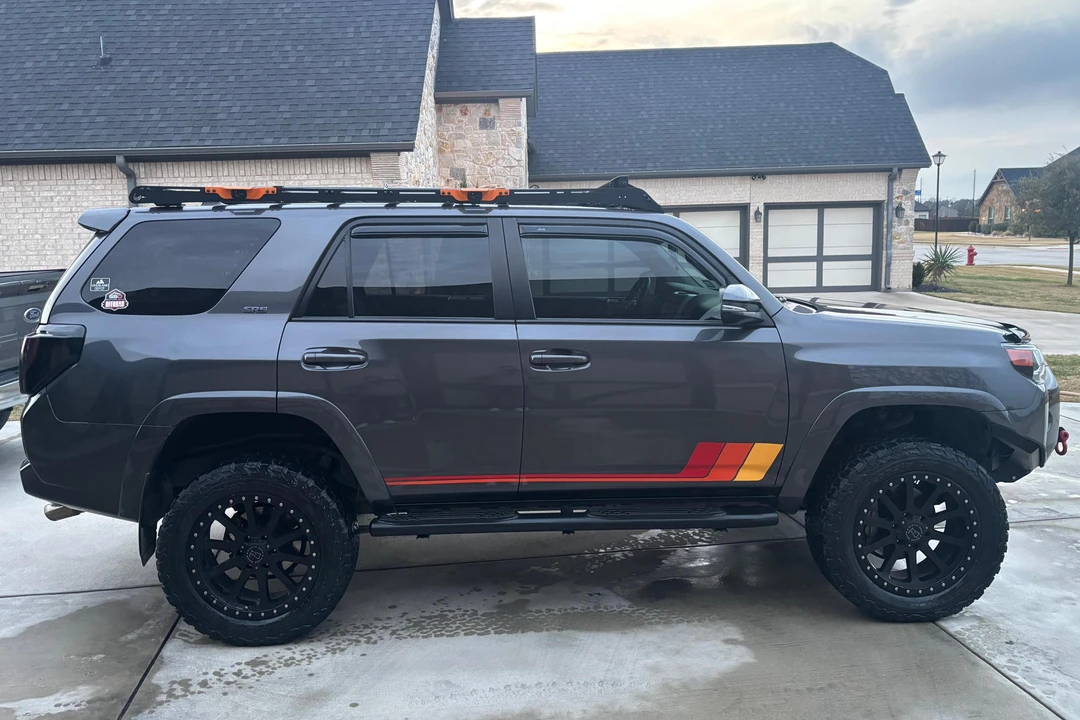 2015 Toyota 4Runner 5th Gen - Image 3 of 31