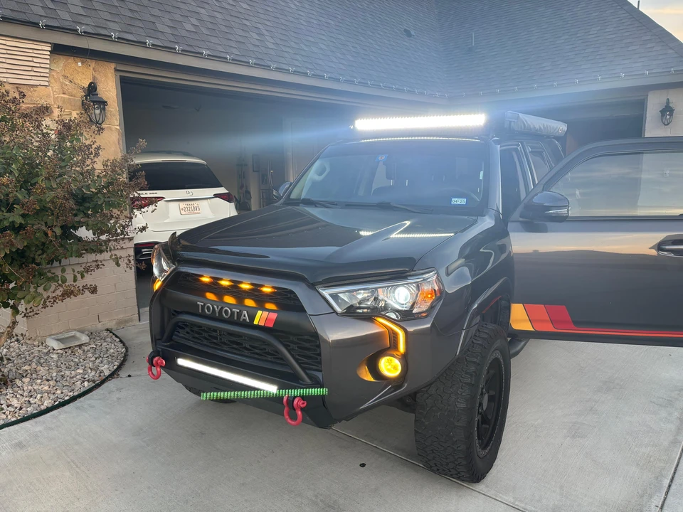 2015 Toyota 4Runner 5th Gen - Image 6 of 31