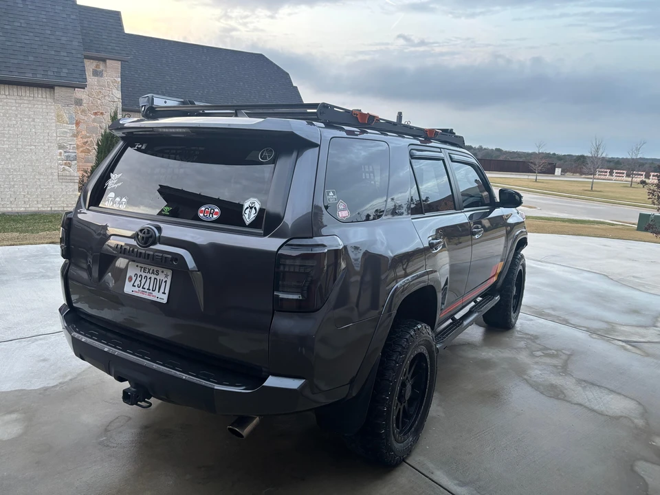2015 Toyota 4Runner 5th Gen - Image 8 of 31