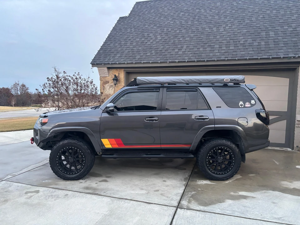 2015 Toyota 4Runner 5th Gen - Image 7 of 31