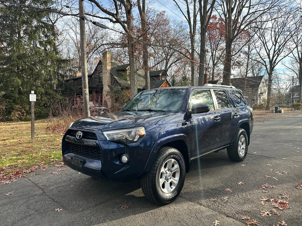 2015 Toyota 4Runner 5th Gen - Image 28 of 31