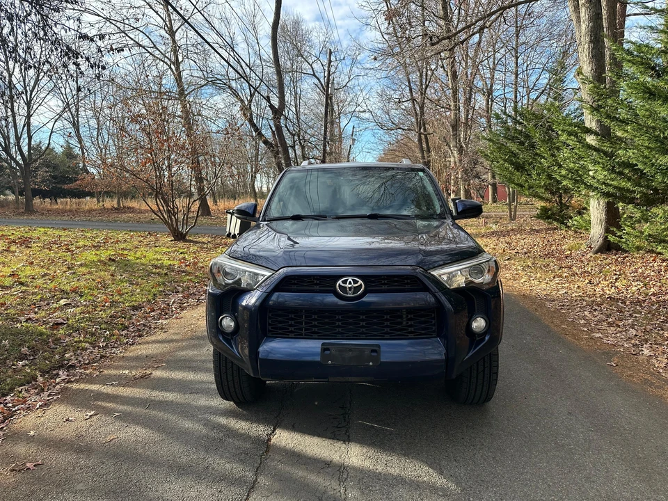 2015 Toyota 4Runner 5th Gen - Image 23 of 31
