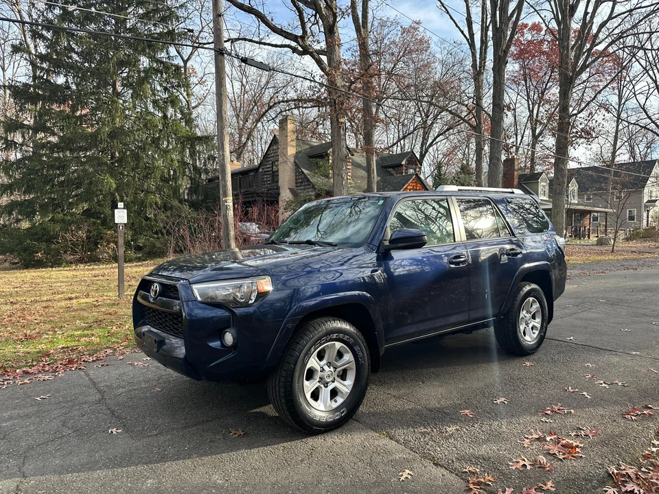2015 Toyota 4Runner 5th Gen - Image 30 of 31
