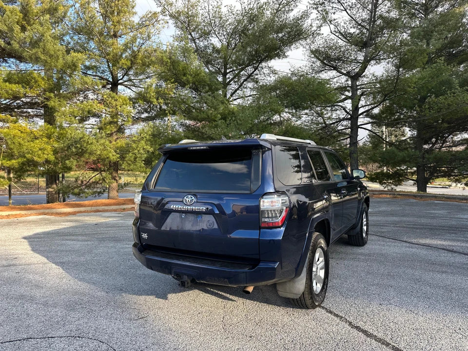 2015 Toyota 4Runner 5th Gen - Image 15 of 31