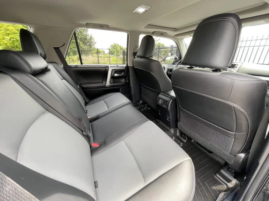 2015 Toyota 4Runner 5th Gen - Image 6 of 16