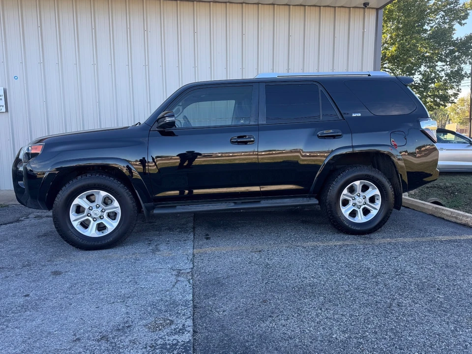 2015 Toyota 4Runner 5th Gen - Image 3 of 21