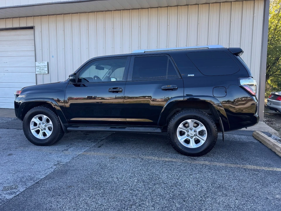 2015 Toyota 4Runner 5th Gen - Image 4 of 21