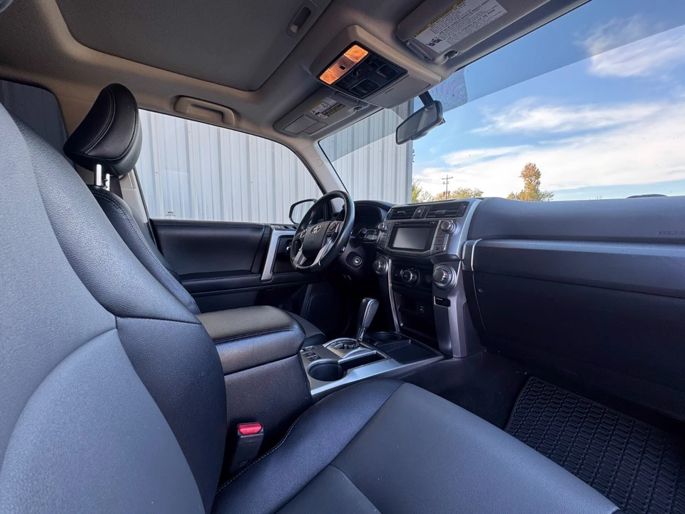 2015 Toyota 4Runner 5th Gen - Image 21 of 21
