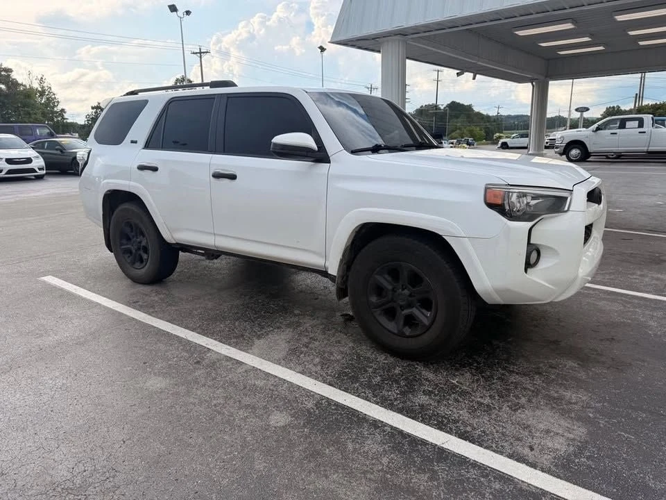 2015 Toyota 4Runner 5th Gen - Image 3 of 7