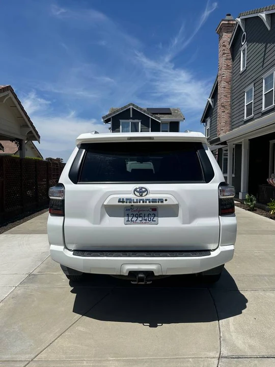 2015 Toyota 4Runner 5th Gen - Image 5 of 21