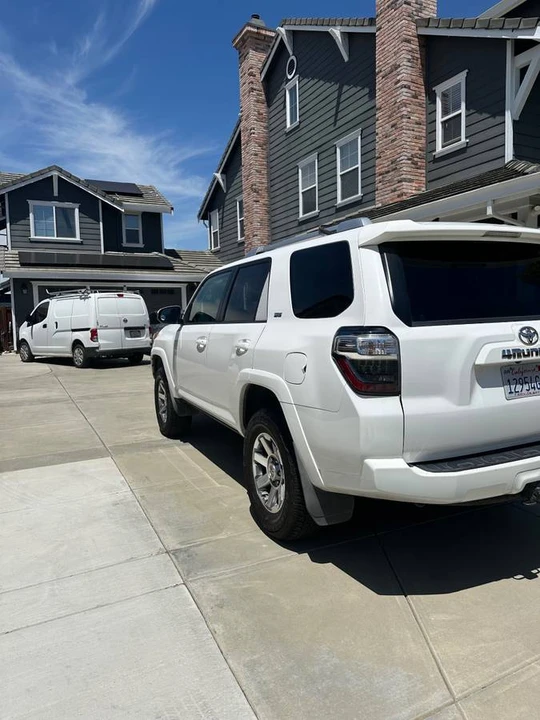2015 Toyota 4Runner 5th Gen - Image 6 of 21