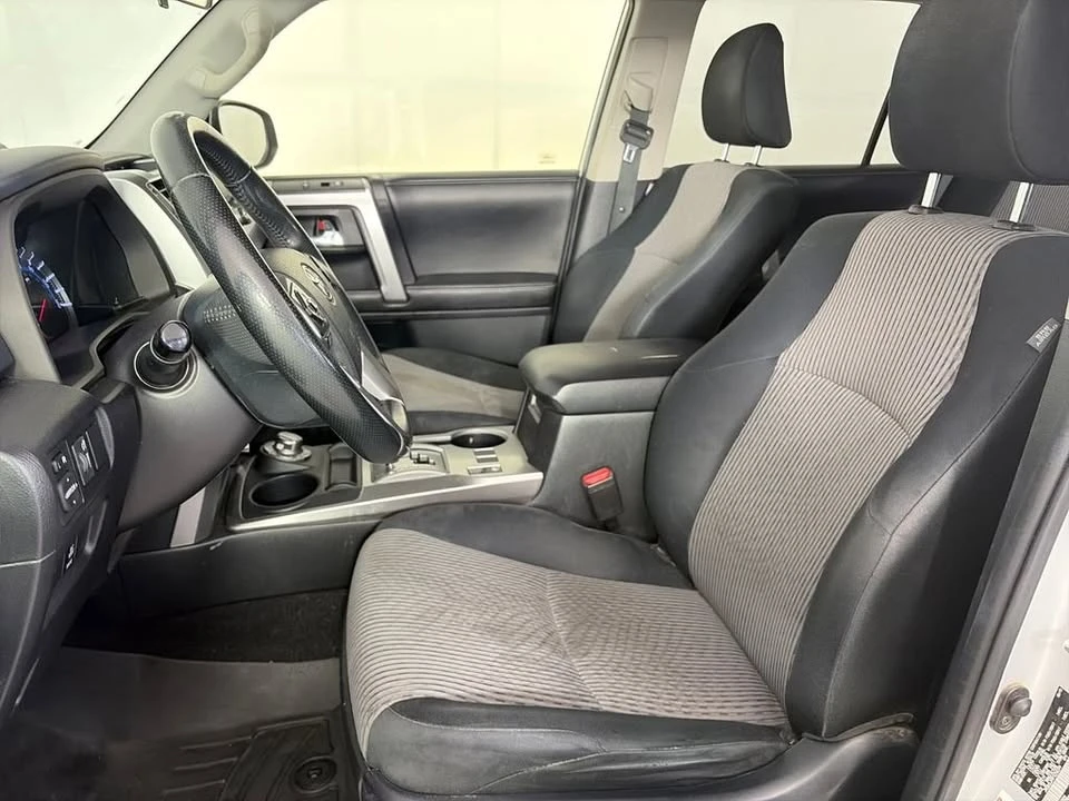 2015 Toyota 4Runner 5th Gen - Image 10 of 13