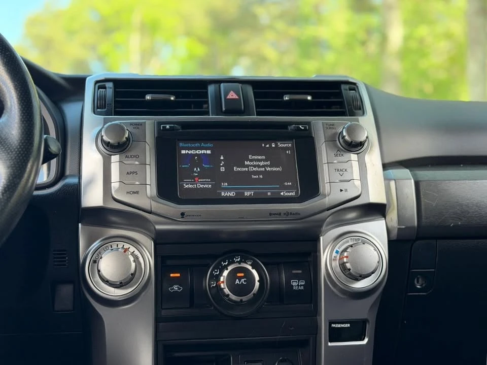 2015 Toyota 4Runner 5th Gen - Image 9 of 17