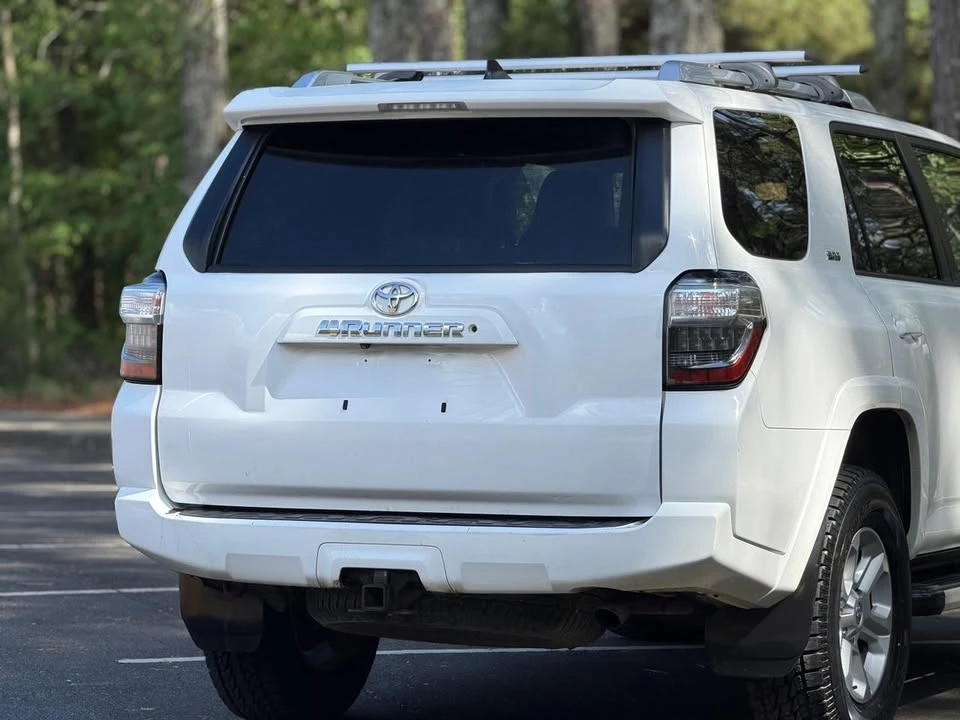 2015 Toyota 4Runner 5th Gen - Image 12 of 17