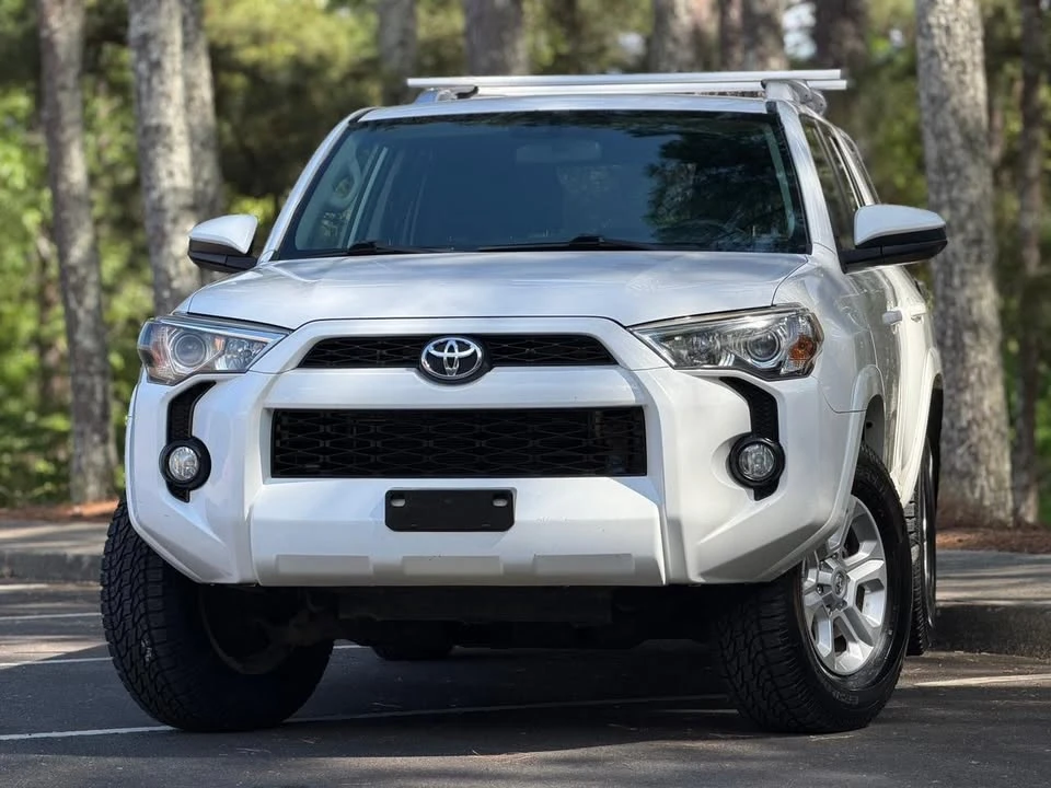 2015 Toyota 4Runner 5th Gen - Image 3 of 17
