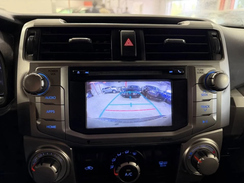 2015 Toyota 4Runner 5th Gen - Image 13 of 20