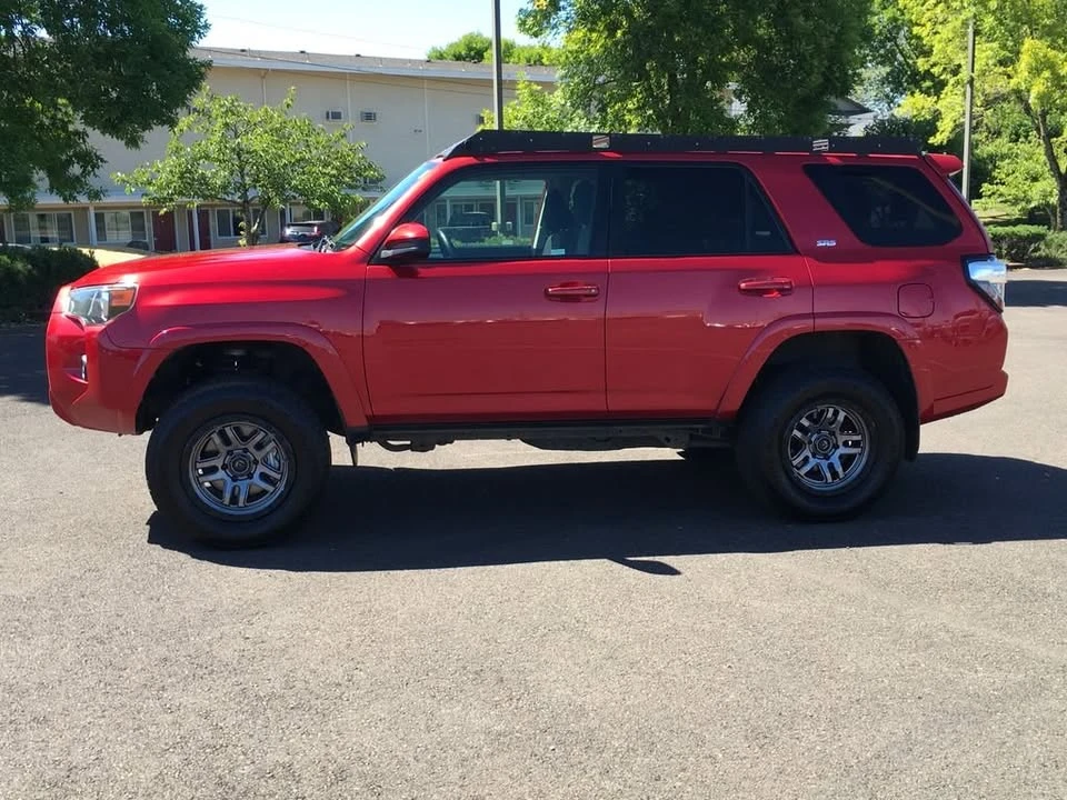 2015 Toyota 4Runner 5th Gen - Image 3 of 18