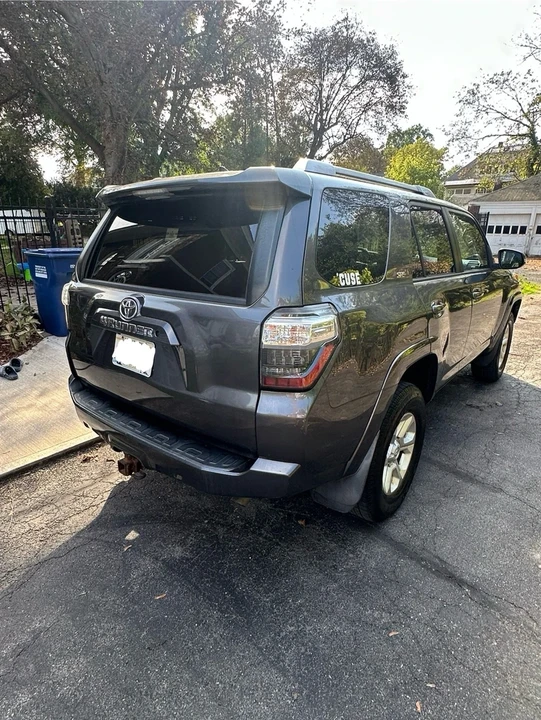 2015 Toyota 4Runner 5th Gen - Image 9 of 21
