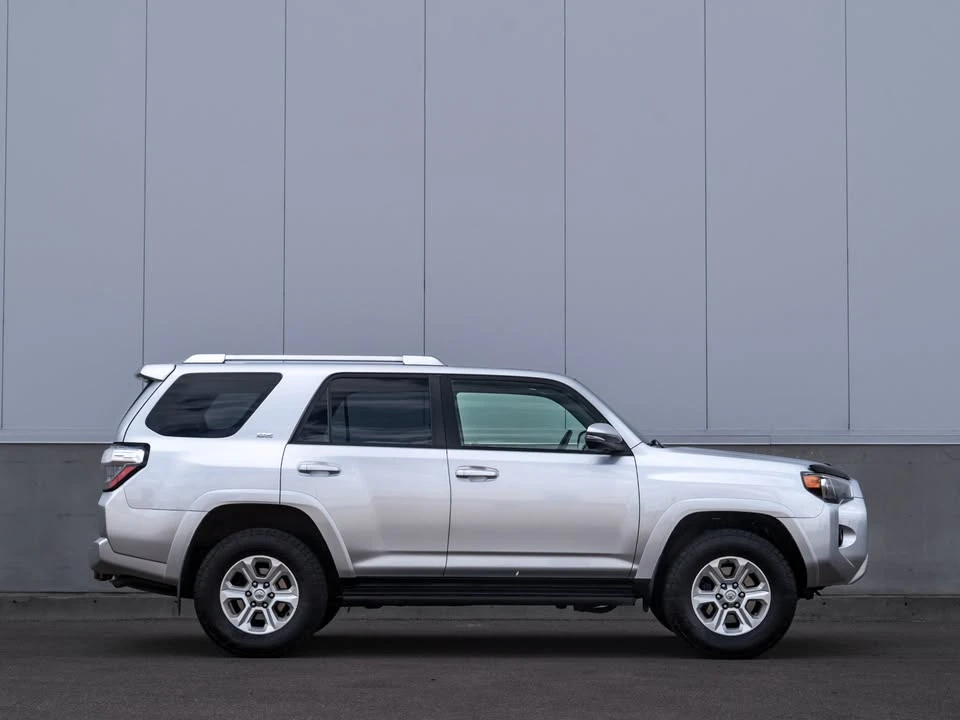 2015 Toyota 4Runner 5th Gen - Image 6 of 20