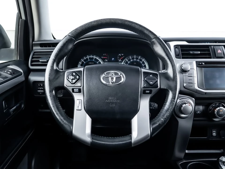 2015 Toyota 4Runner 5th Gen - Image 10 of 20