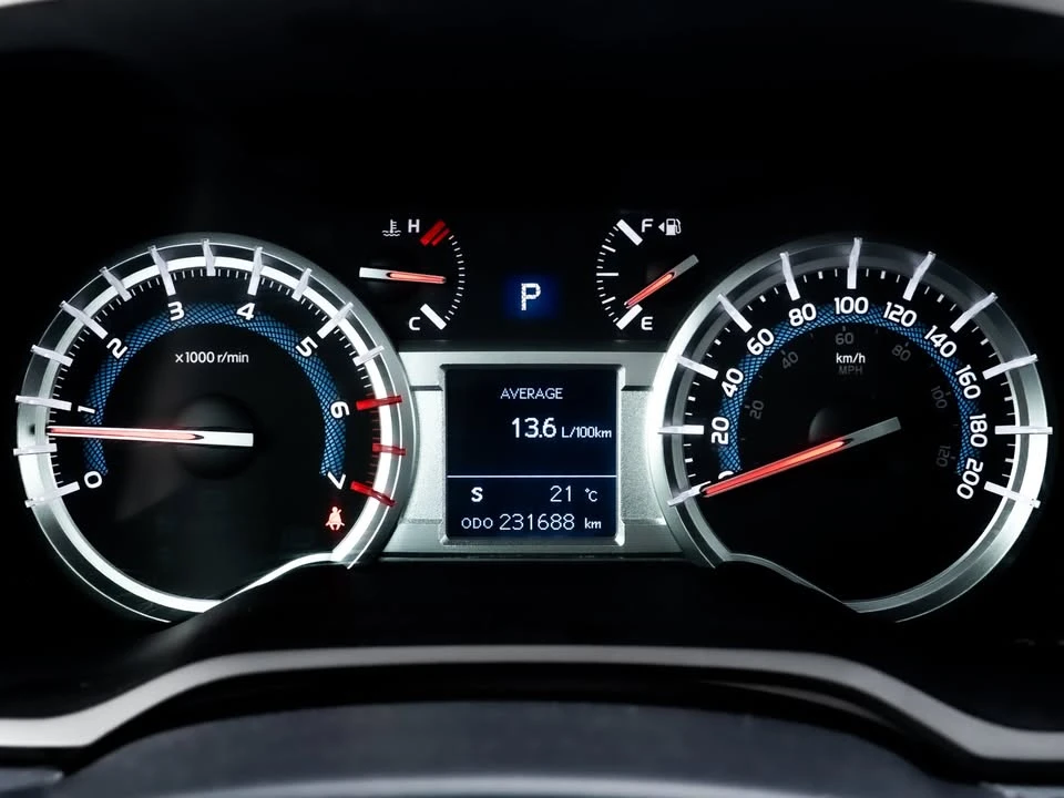 2015 Toyota 4Runner 5th Gen - Image 11 of 20
