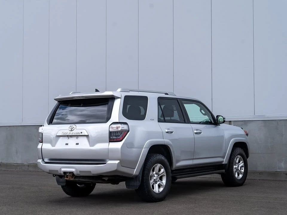 2015 Toyota 4Runner 5th Gen - Image 6 of 20