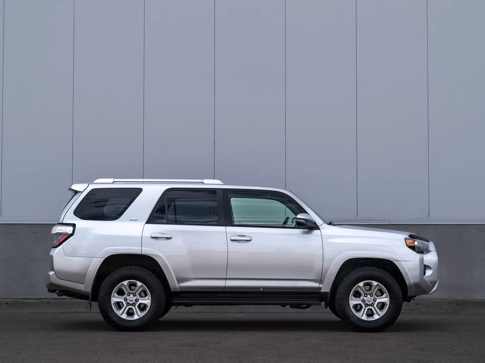 2015 Toyota 4Runner 5th Gen - Image 5 of 20