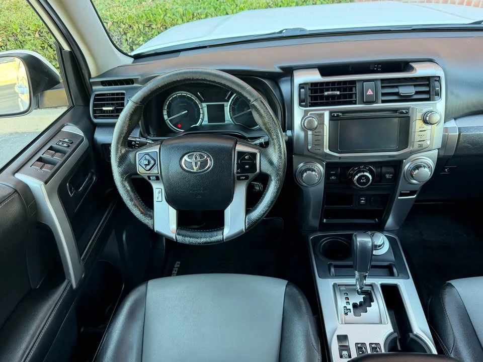 2015 Toyota 4Runner 5th Gen - Image 7 of 20