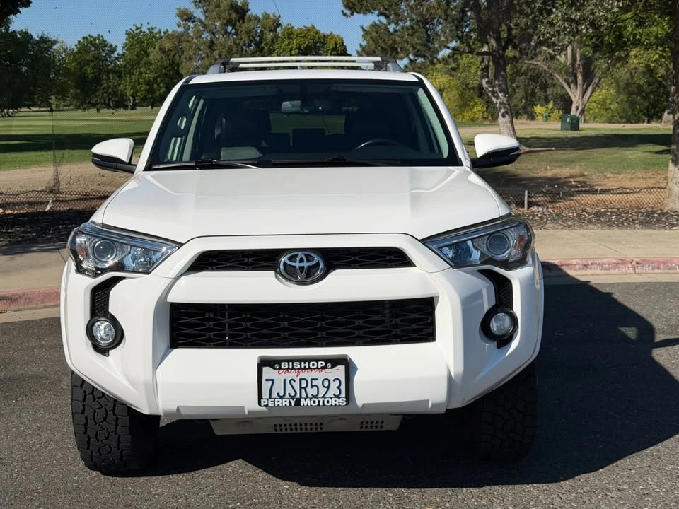 2015 Toyota 4Runner 5th Gen - Image 5 of 20