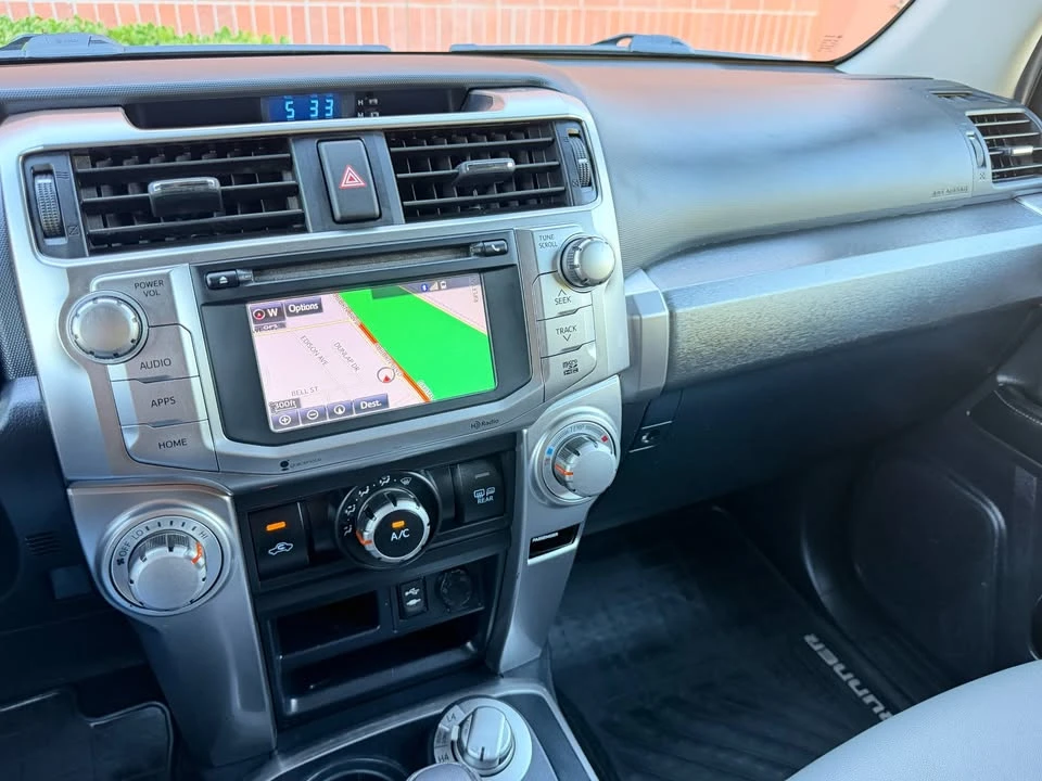 2015 Toyota 4Runner 5th Gen - Image 16 of 20