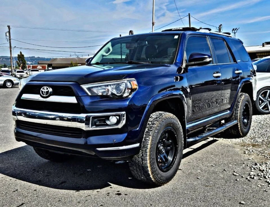 2015 Toyota 4Runner 5th Gen - Image 3 of 20