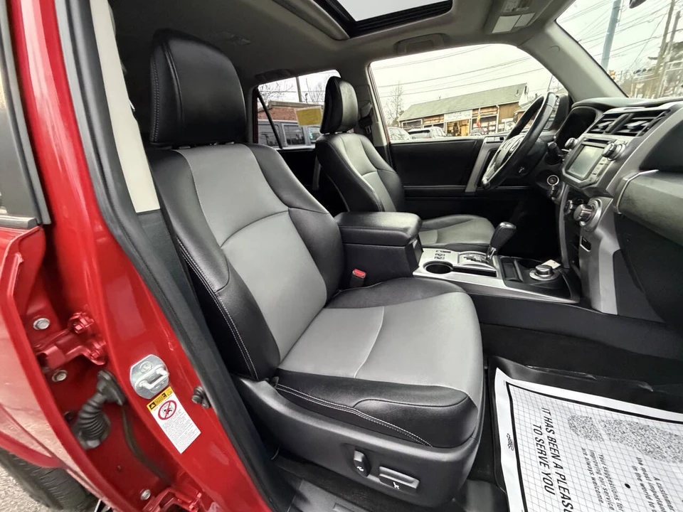 2015 Toyota 4Runner 5th Gen - Image 17 of 21