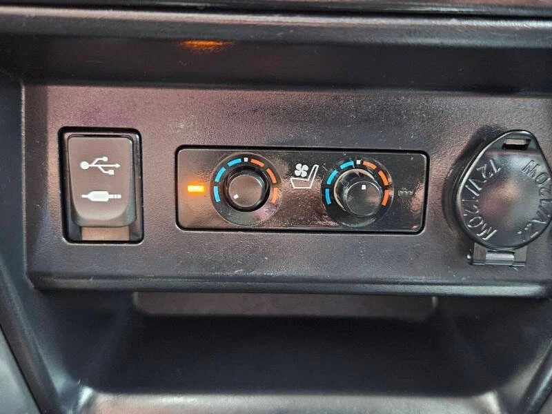 2015 Toyota 4Runner 5th Gen - Image 19 of 20