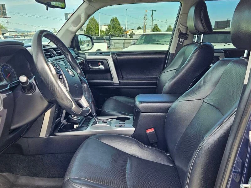 2015 Toyota 4Runner 5th Gen - Image 10 of 20