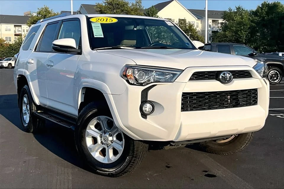 2015 Toyota 4Runner 5th Gen - Image 2 of 5