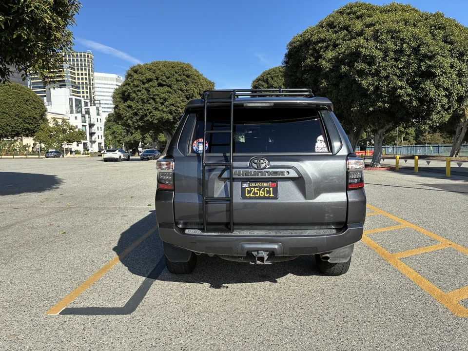 2015 Toyota 4Runner 5th Gen - Image 6 of 21