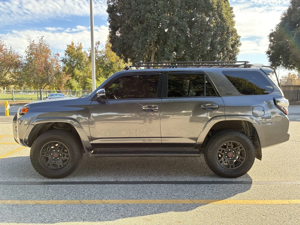 2015 Toyota 4Runner 5th Gen - Image 4 of 21