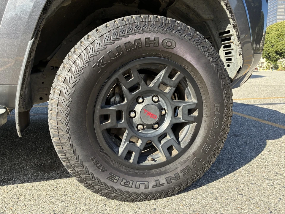 2015 Toyota 4Runner 5th Gen - Image 12 of 21
