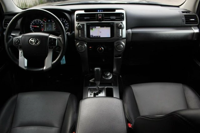 2015 Toyota 4Runner 5th Gen - Image 12 of 20